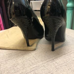 Bottega Veneta Black Patent Heels 40.5
